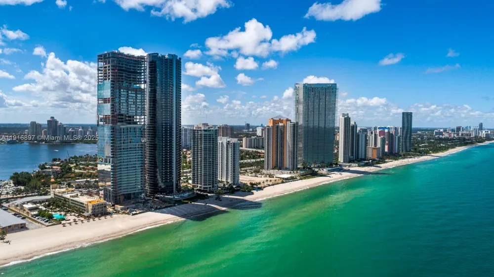 18555 Collins Ave #5105 Sunny Isles Beach, FL 33160