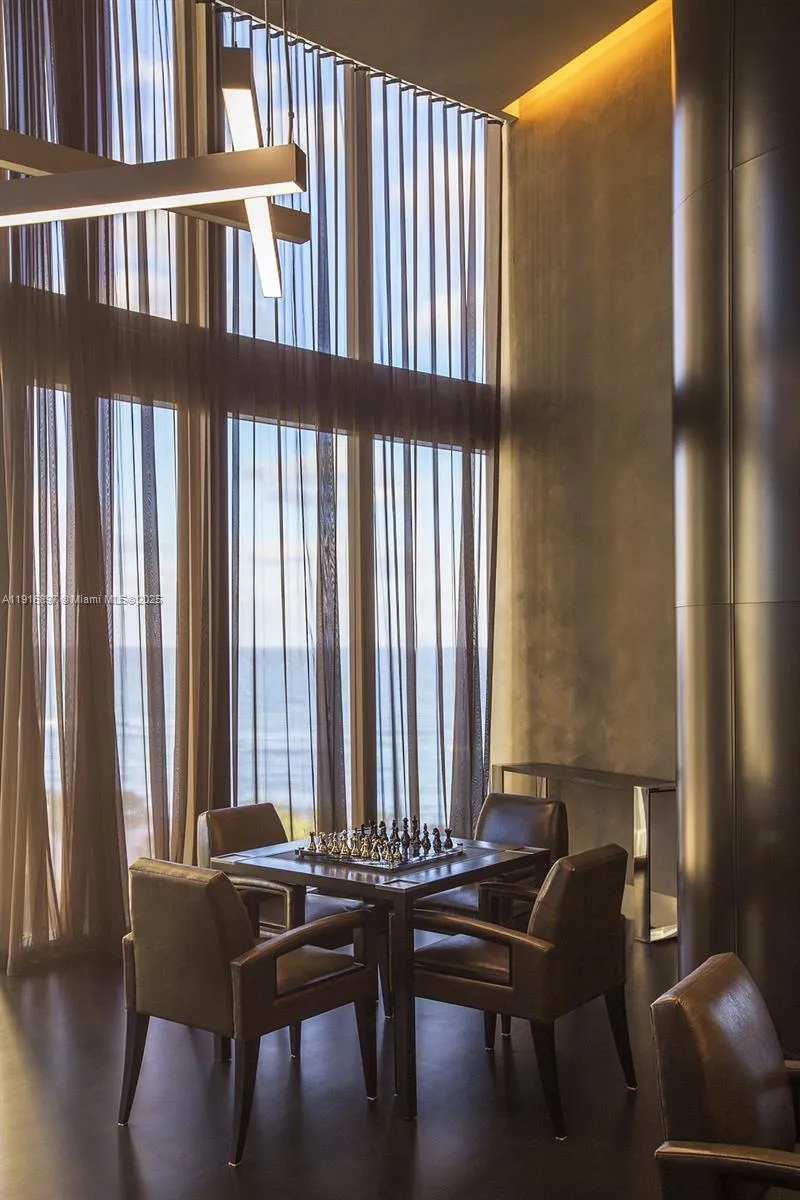 18555 Collins Ave #5105 Sunny Isles Beach, FL 33160