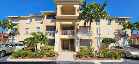1502 SW 50TH STREET #104