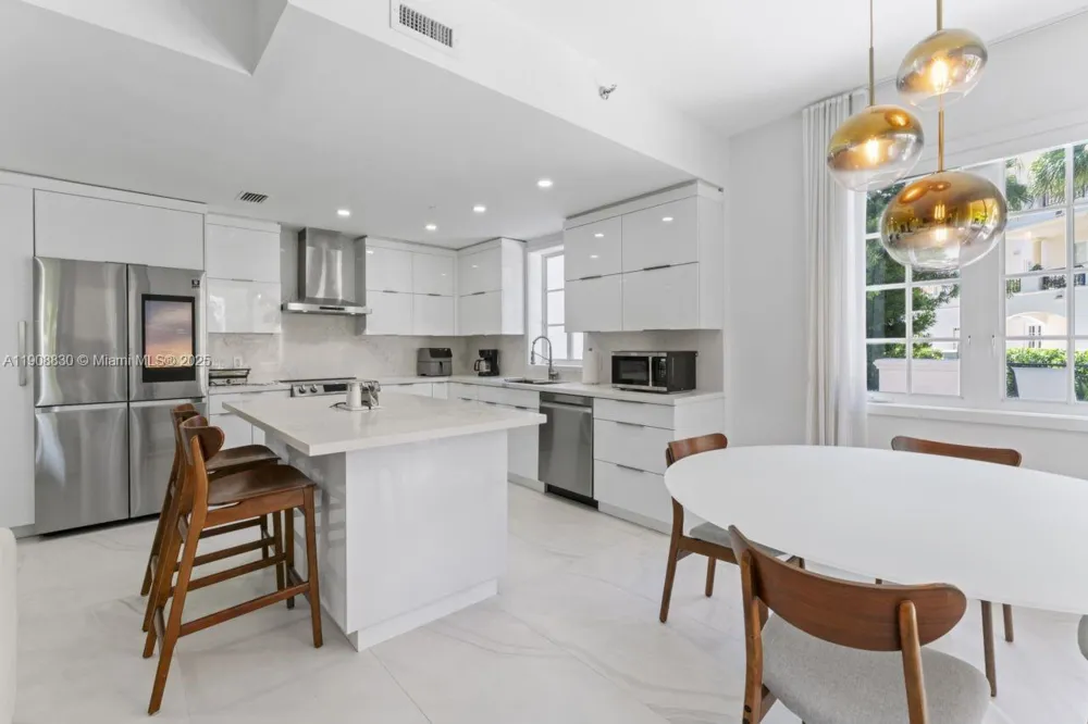19217 Fisher Island Dr #19217 Miami Beach, FL 33109