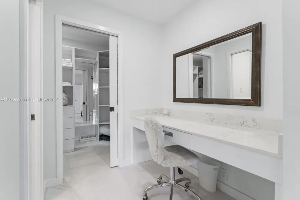 19217 Fisher Island Dr #19217 Miami Beach, FL 33109