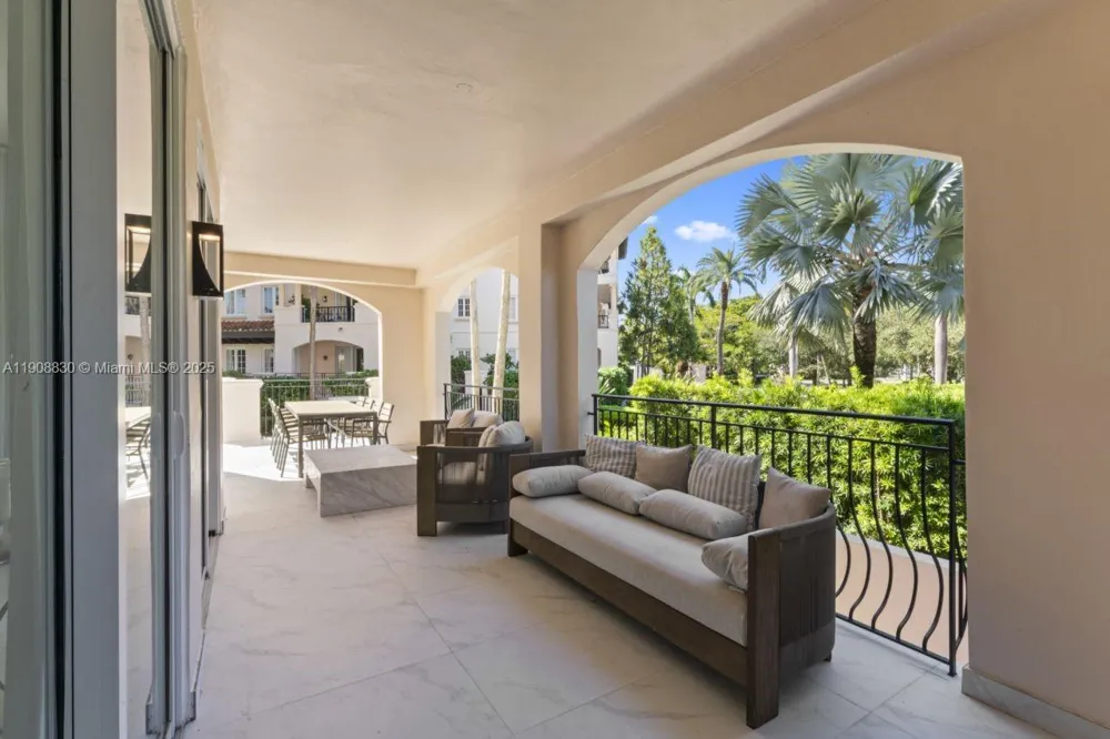 19217 Fisher Island Dr #19217 Miami Beach, FL 33109