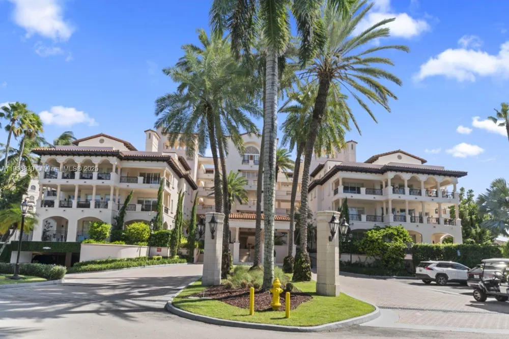 19217 Fisher Island Dr #19217 Miami Beach, FL 33109