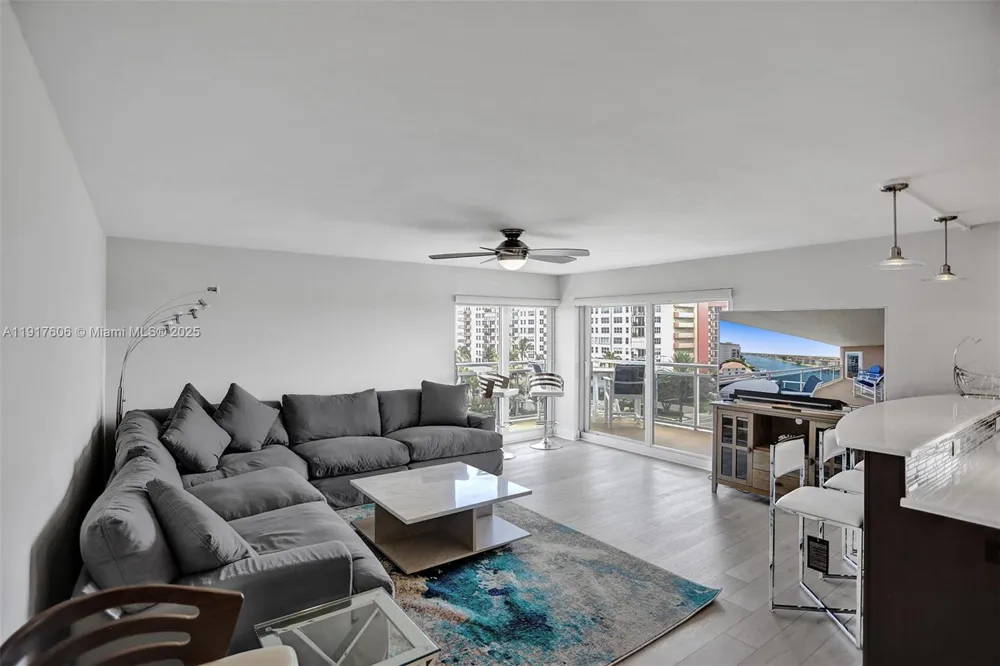 1160 Hillsboro Mile #701 Hillsboro Beach, FL 33062