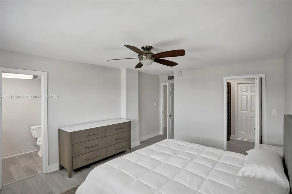 1160 Hillsboro Mile #701 Hillsboro Beach, FL 33062