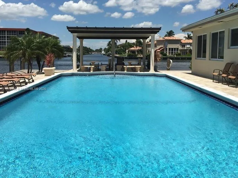 1160 Hillsboro Mile #701 Hillsboro Beach, FL 33062
