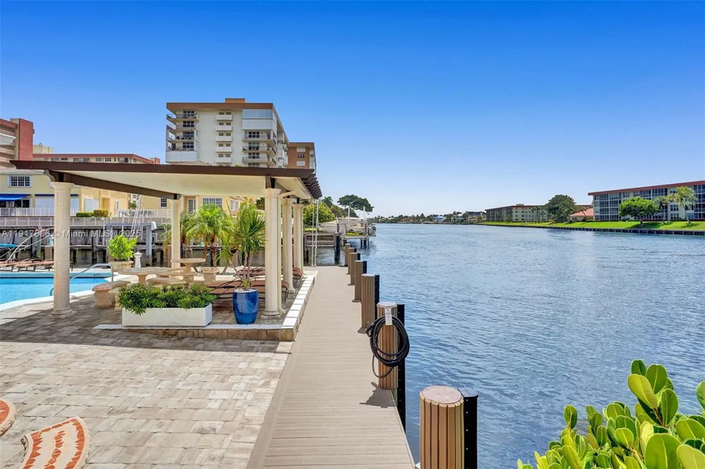 1160 Hillsboro Mile #701 Hillsboro Beach, FL 33062