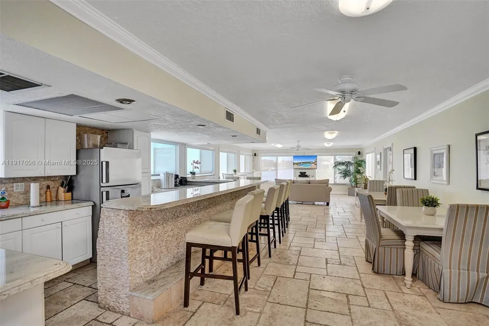 1160 Hillsboro Mile #701 Hillsboro Beach, FL 33062