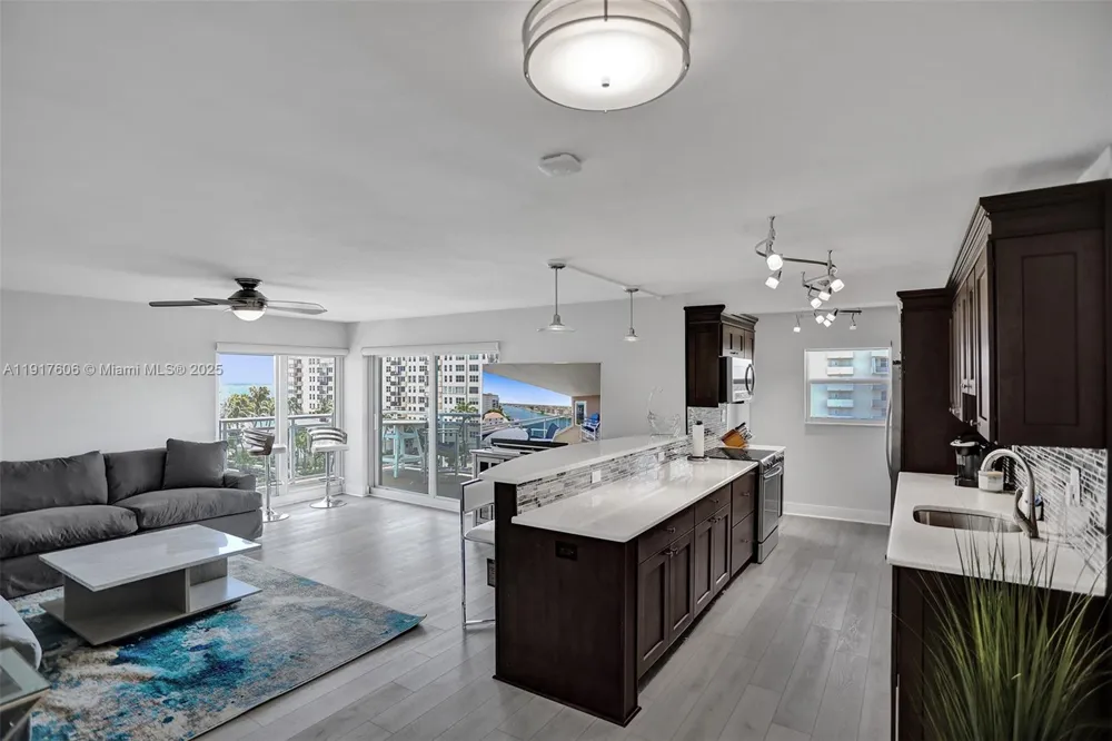 1160 Hillsboro Mile #701 Hillsboro Beach, FL 33062