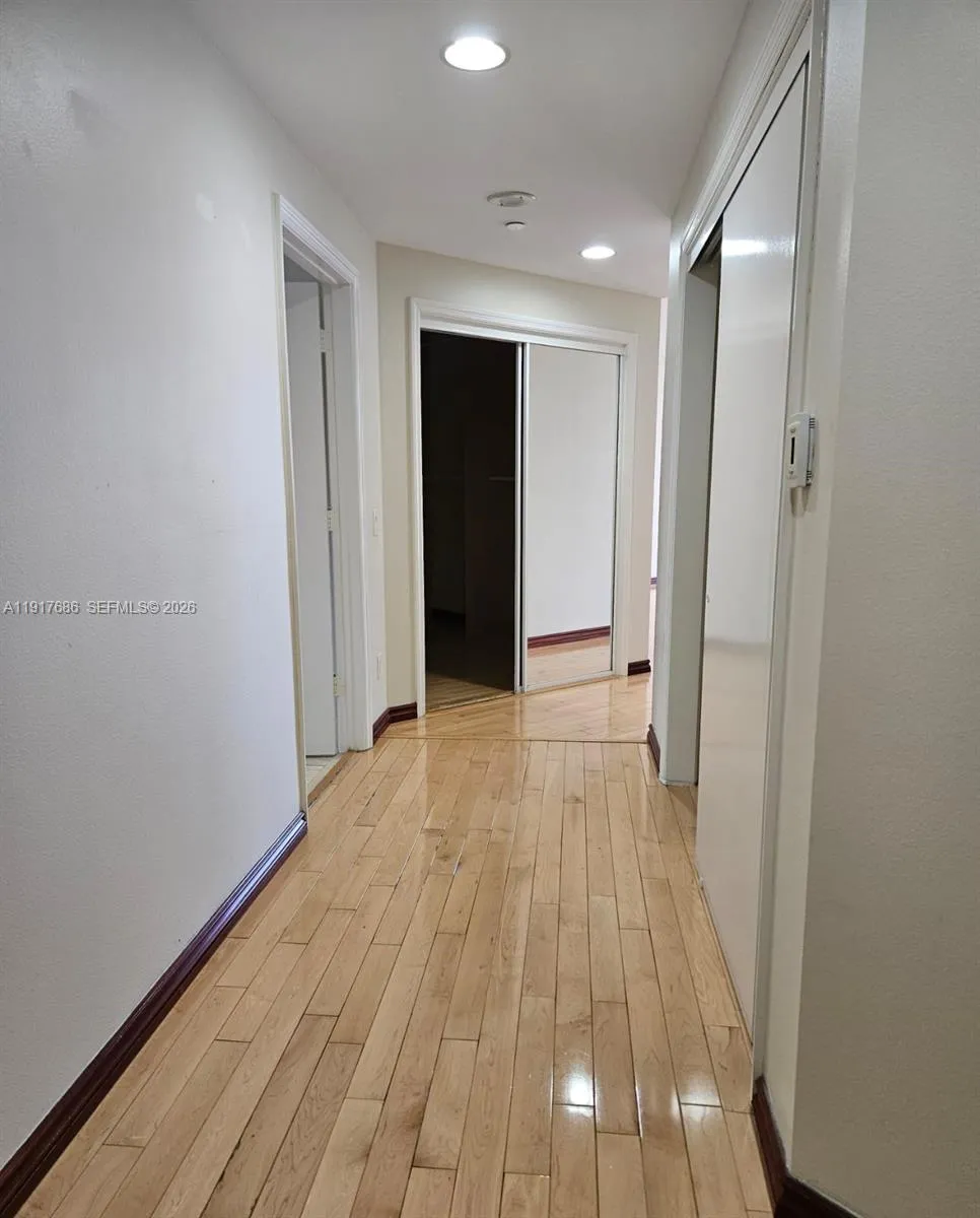 21050 Point Pl #501 Aventura, FL 33180