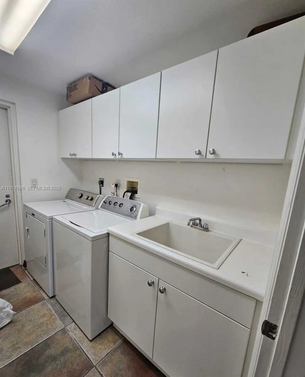 21050 Point Pl #501 Aventura, FL 33180