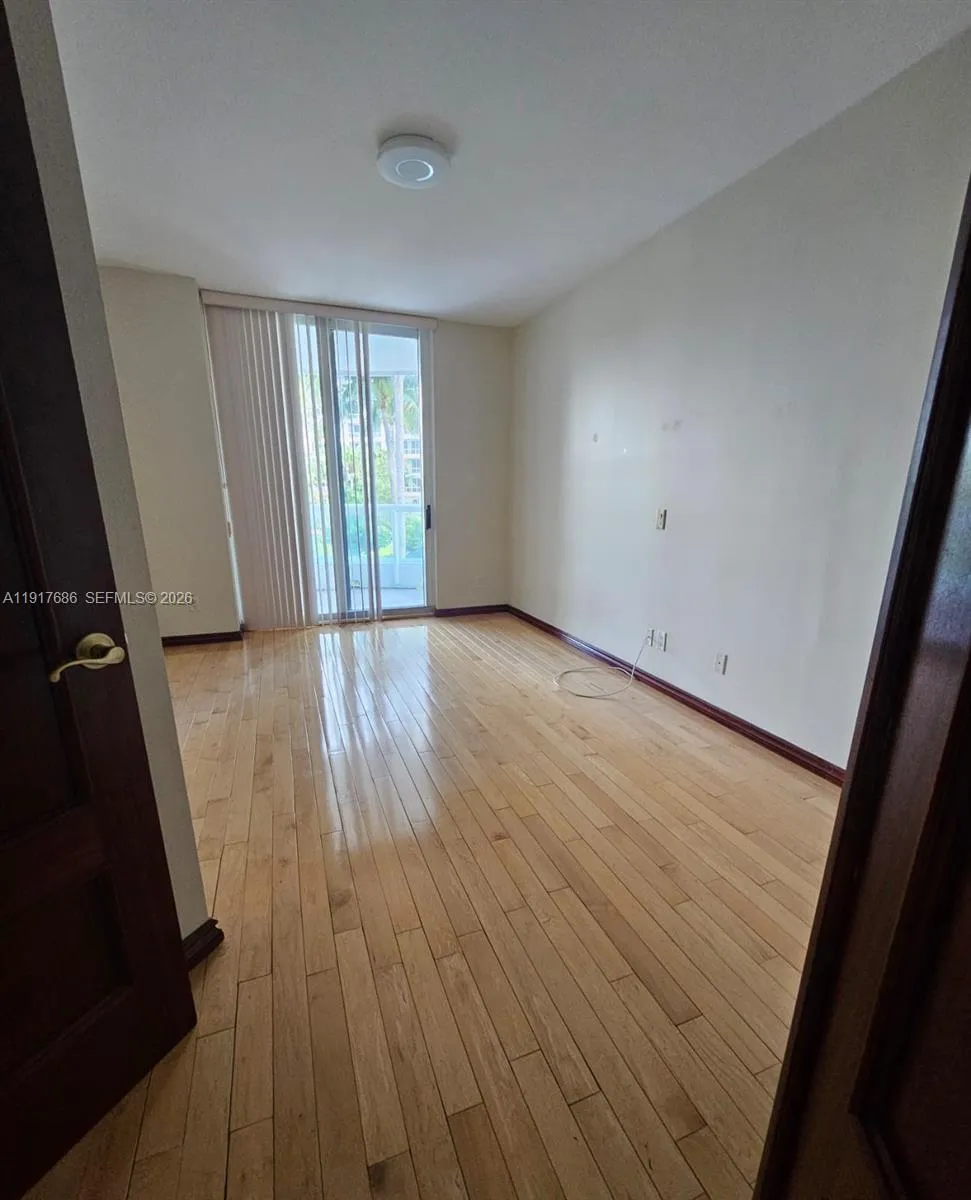 21050 Point Pl #501 Aventura, FL 33180