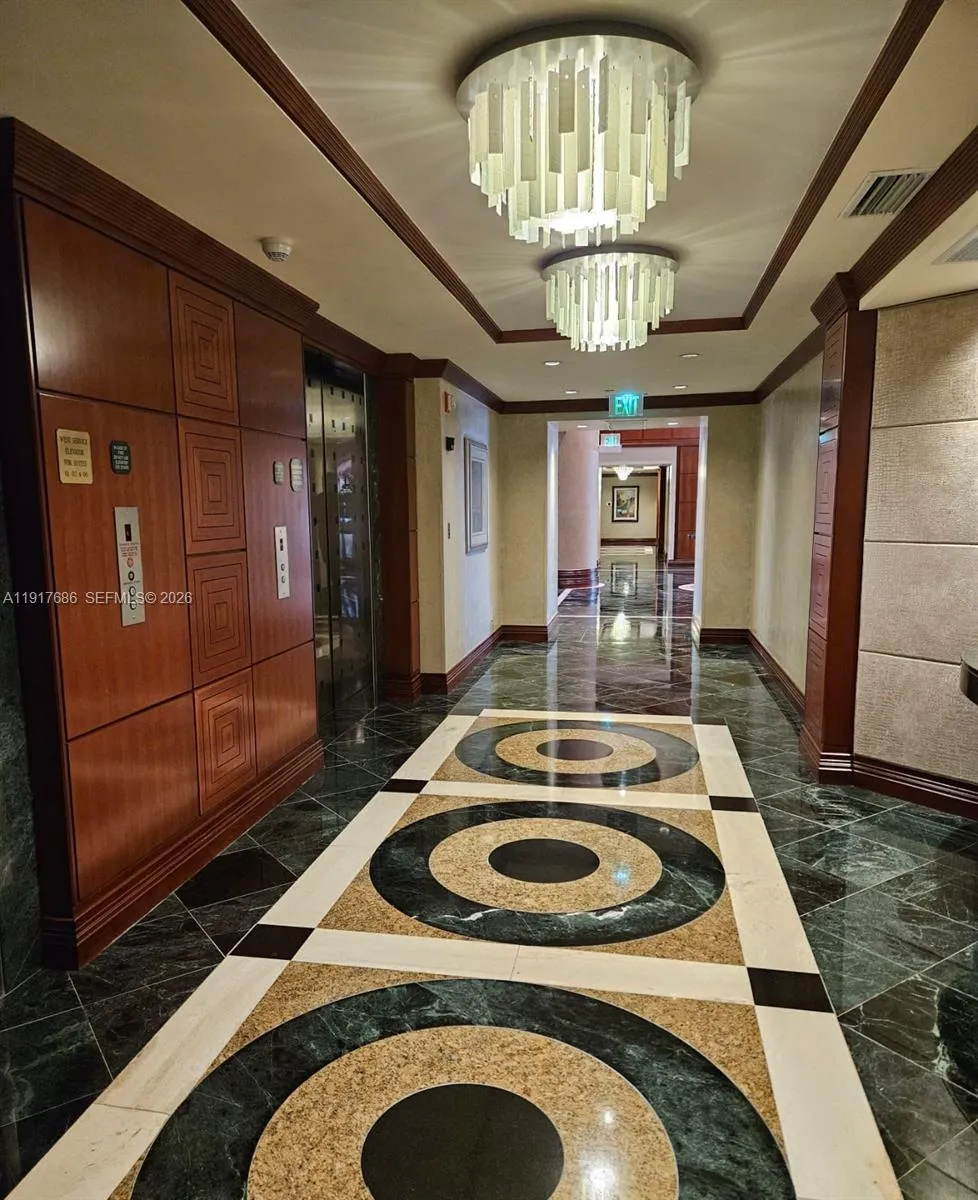 21050 Point Pl #501 Aventura, FL 33180