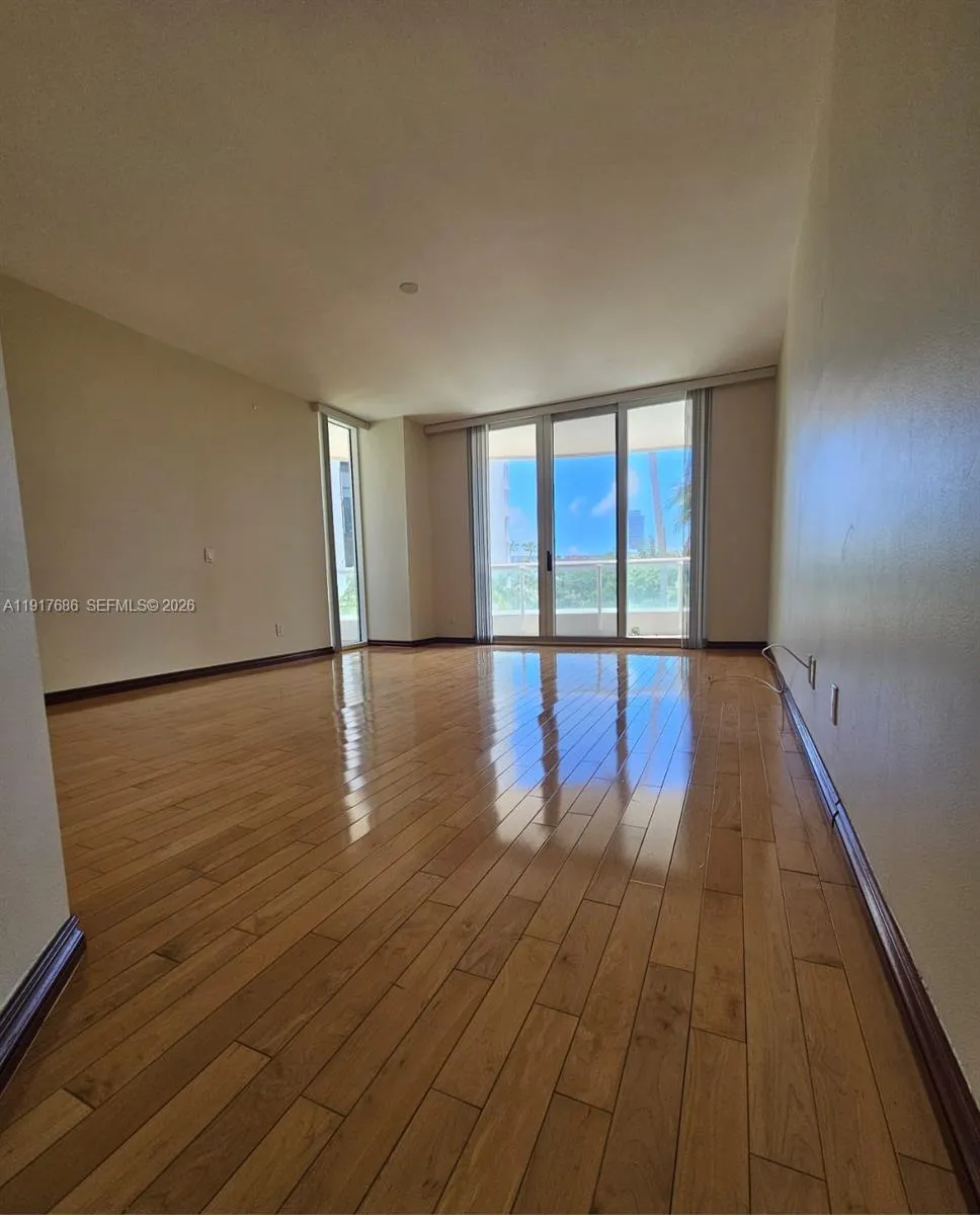 21050 Point Pl #501 Aventura, FL 33180