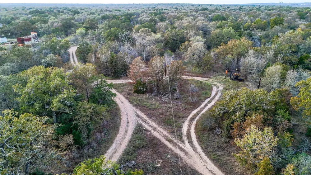 137 Shady Oaks Loop Cedar Creek, TX 78612