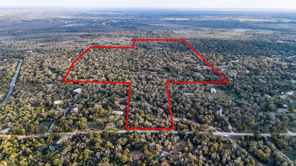 137 Shady Oaks Loop Cedar Creek, TX 78612