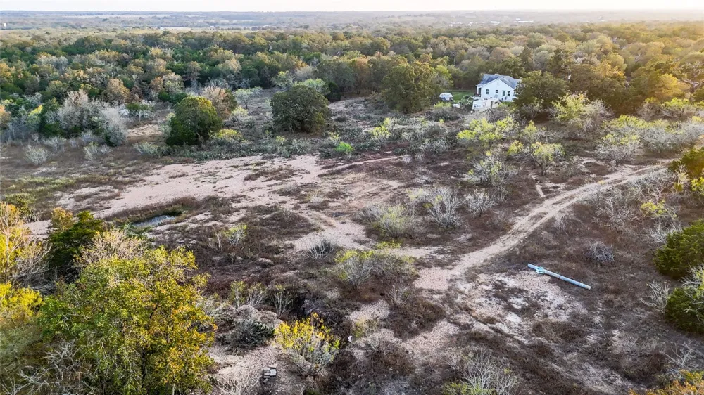 137 Shady Oaks Loop Cedar Creek, TX 78612