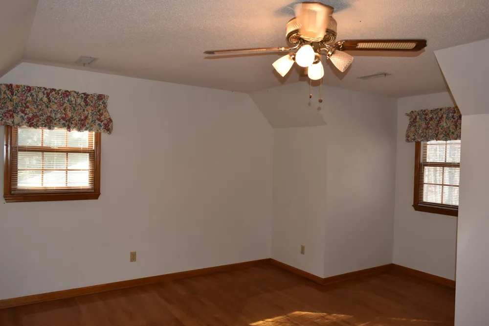 1454 Stage Coach Road Sewanee, TN 37375
