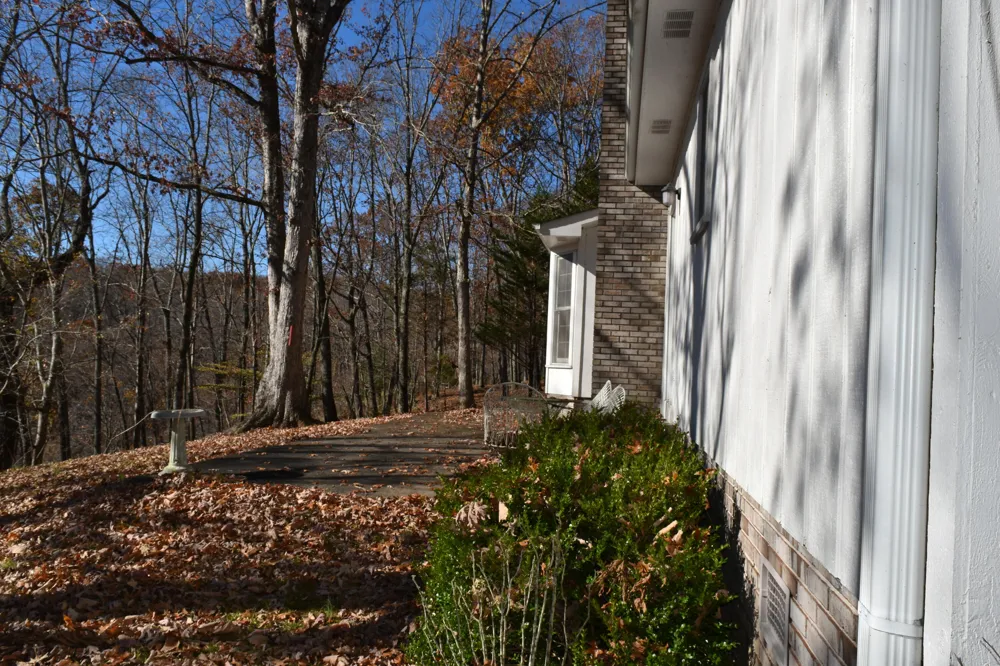 1454 Stage Coach Road Sewanee, TN 37375