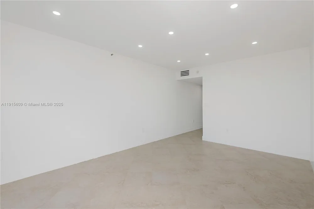 8855 Collins Ave #6E Surfside, FL 33154