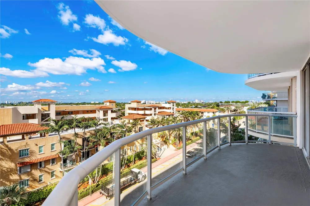 8855 Collins Ave #6E Surfside, FL 33154
