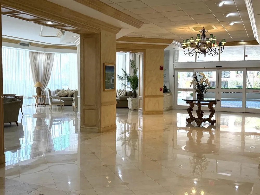 8855 Collins Ave #6E Surfside, FL 33154