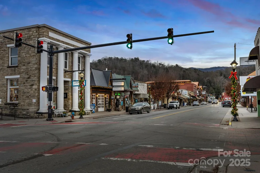 540 Toot Hollow Road Bryson City, NC 28713