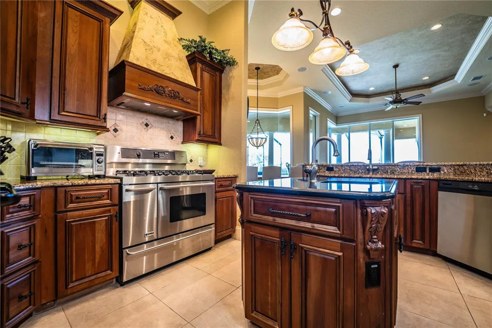 2918 CLUBHOUSE ROAD Lakeland, FL 33812