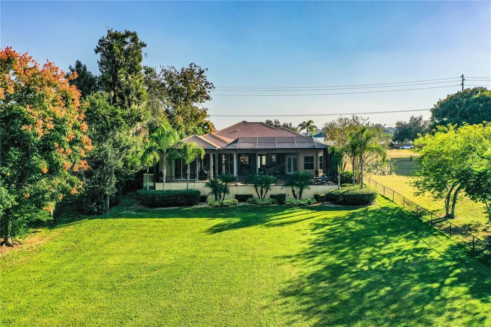 2918 CLUBHOUSE ROAD Lakeland, FL 33812
