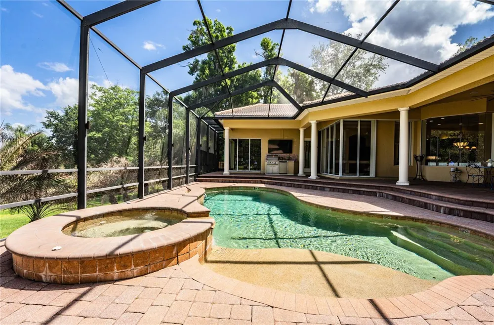 2918 CLUBHOUSE ROAD Lakeland, FL 33812