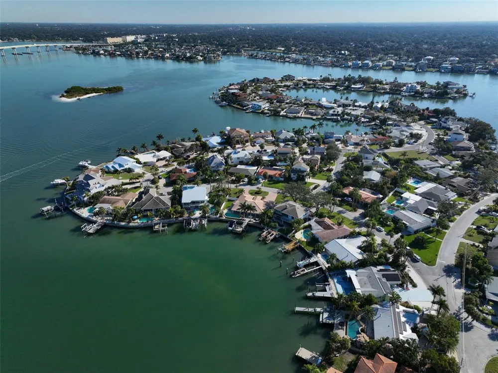 410 HARBOR DRIVE Indian Rocks Beach, FL 33785