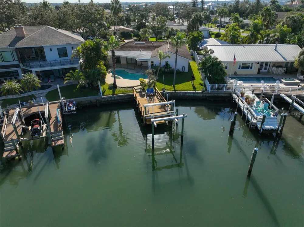 410 HARBOR DRIVE Indian Rocks Beach, FL 33785