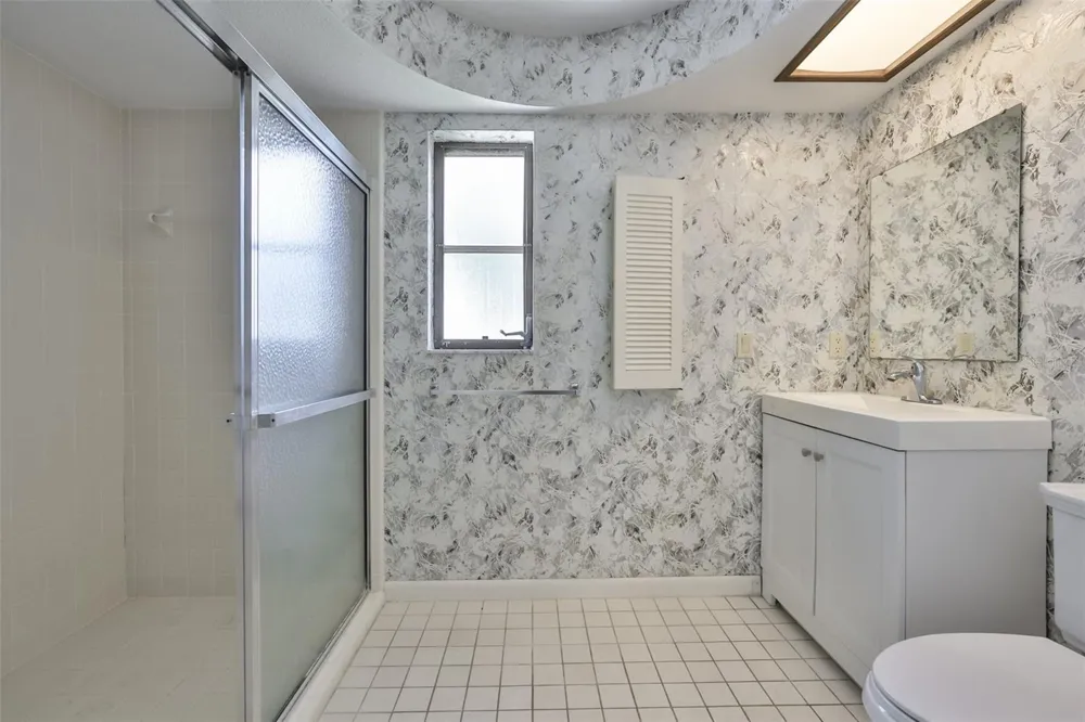 410 HARBOR DRIVE Indian Rocks Beach, FL 33785