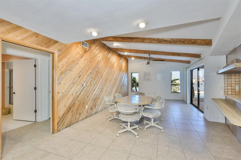 410 HARBOR DRIVE Indian Rocks Beach, FL 33785