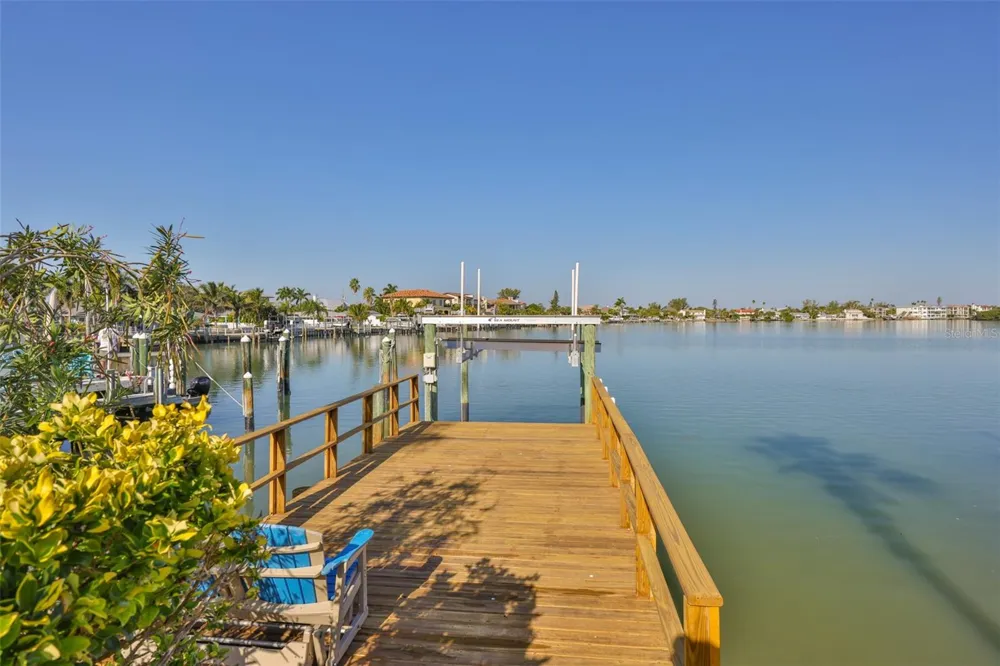 410 HARBOR DRIVE Indian Rocks Beach, FL 33785