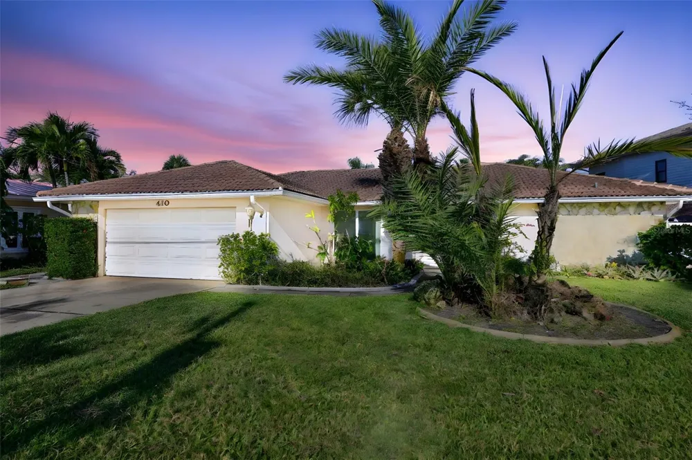 410 HARBOR DRIVE Indian Rocks Beach, FL 33785