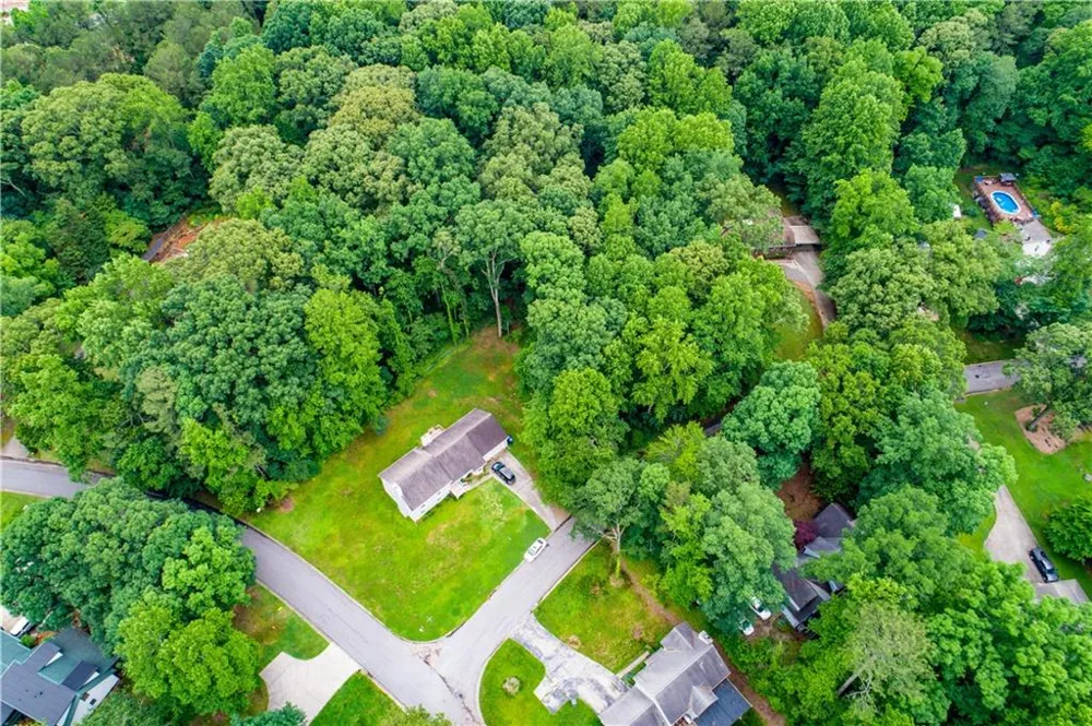 2790 Deerfield Drive Lithia Springs, GA 30122