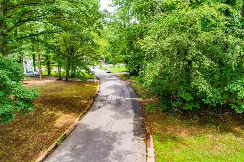 2790 Deerfield Drive Lithia Springs, GA 30122