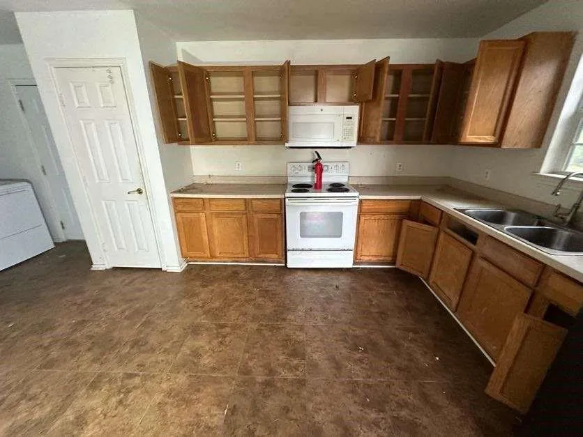 453 Mccampbell Street Aransas Pass, TX 78336