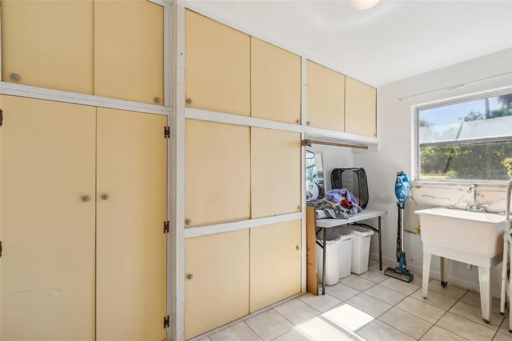 235 THISTLE COURT Lehigh Acres, FL 33936
