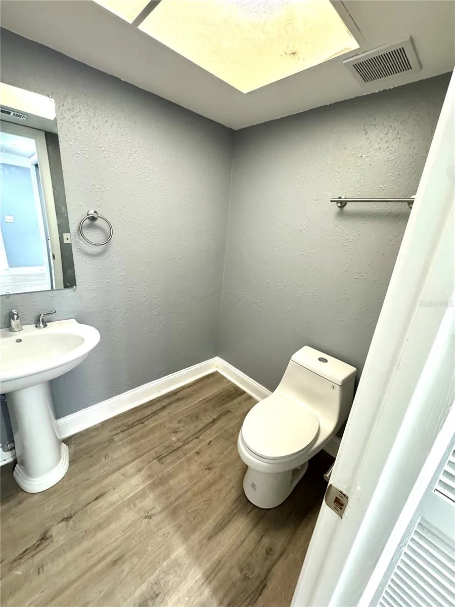 4229 S LAKE ORLANDO PARKWAY #133 Orlando, FL 32808