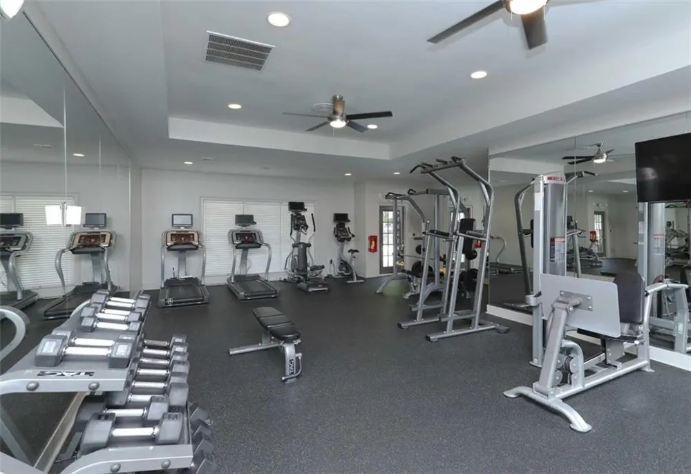 9200 Roberts Drive #4-423 Sandy Springs, GA 30350