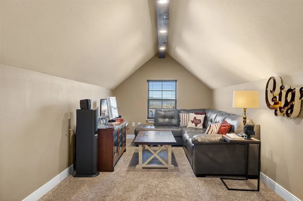 2232 FM 975 Caldwell, TX 77836