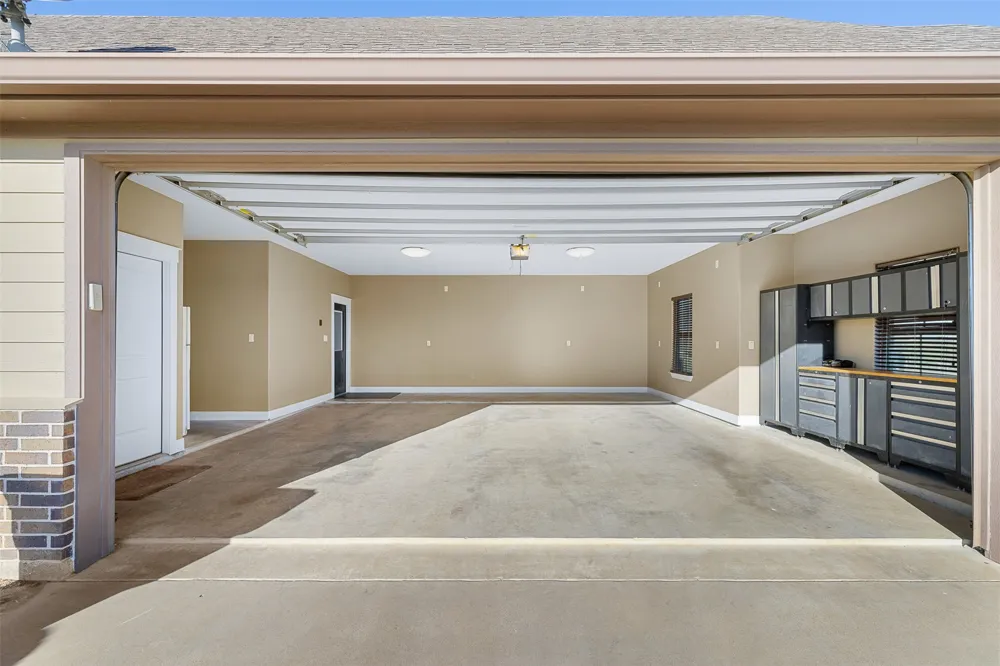 2232 FM 975 Caldwell, TX 77836
