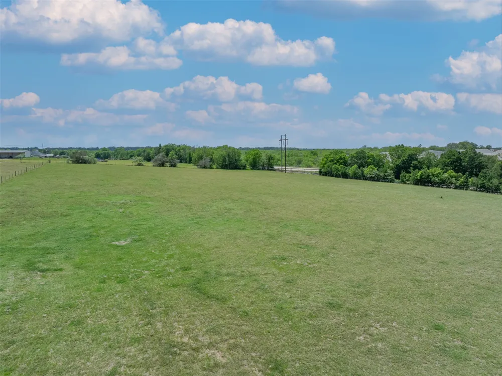 2232 FM 975 Caldwell, TX 77836