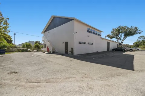 6010 WALL STREET