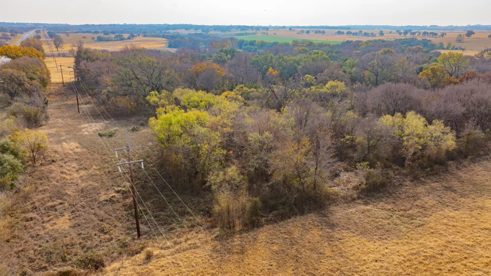 7450 E Hwy 6 De Leon, TX 76444