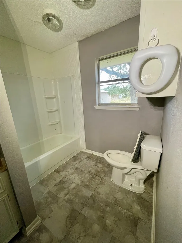 7608 Hwy 14 Kosse, TX 76653
