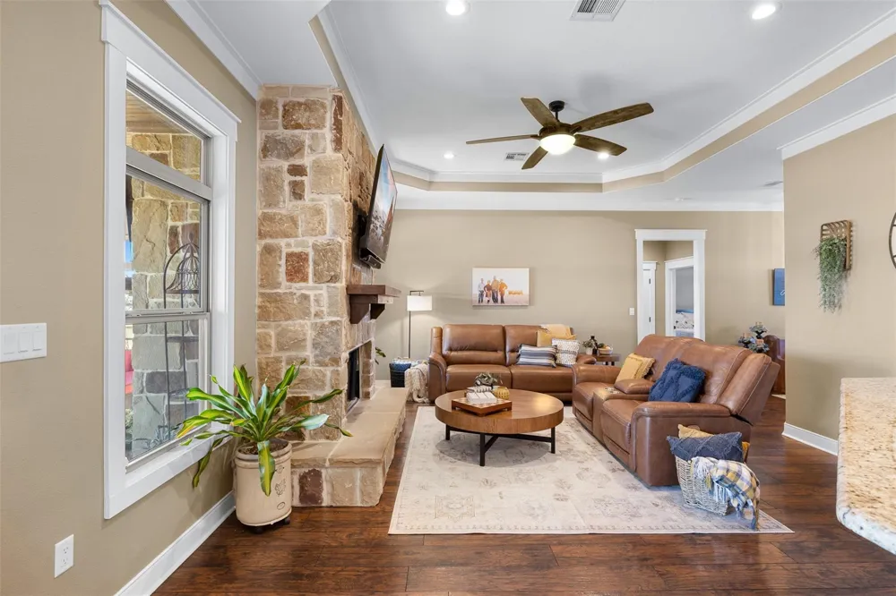 2232 Fm 975 Caldwell, TX 77836