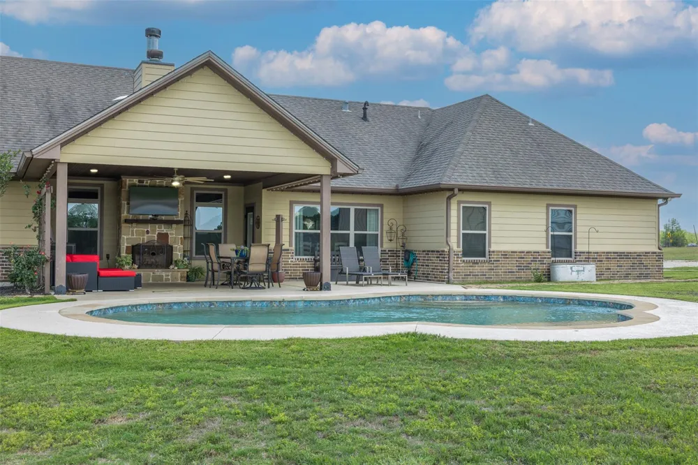 2232 Fm 975 Caldwell, TX 77836